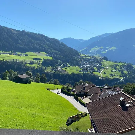 Sunside Apartment Zell am Ziller Exterior photo