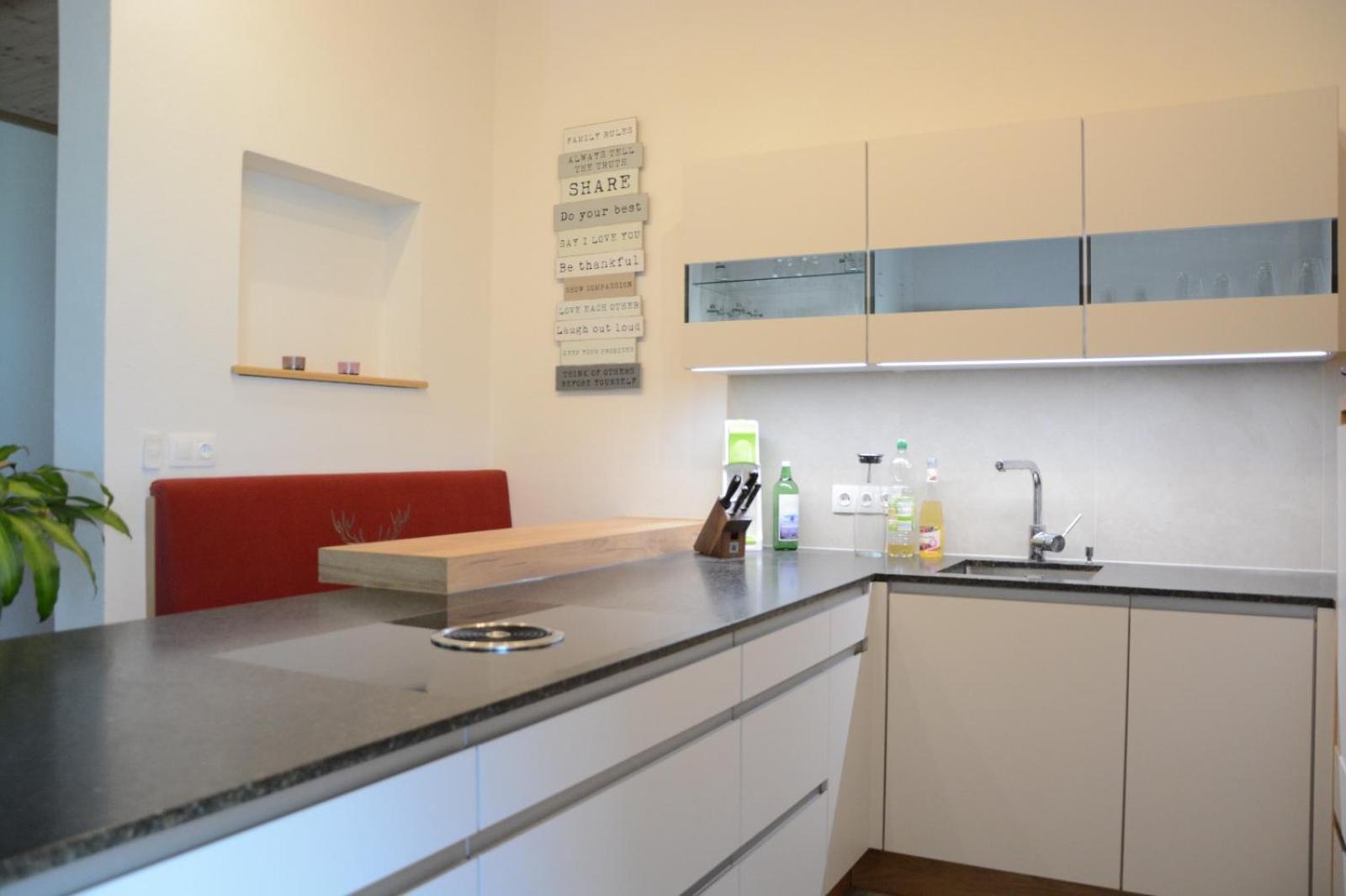 Sunside Apartment