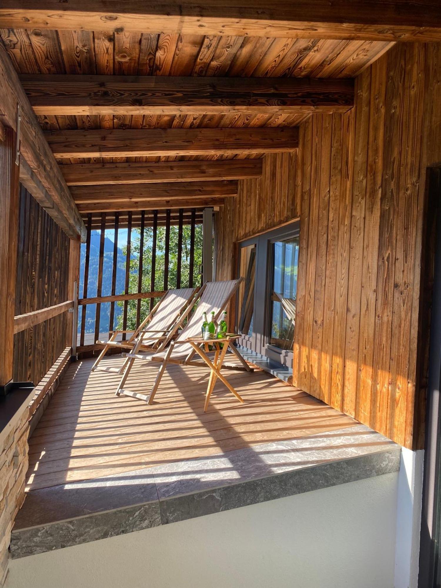 Sunside Apartment *
